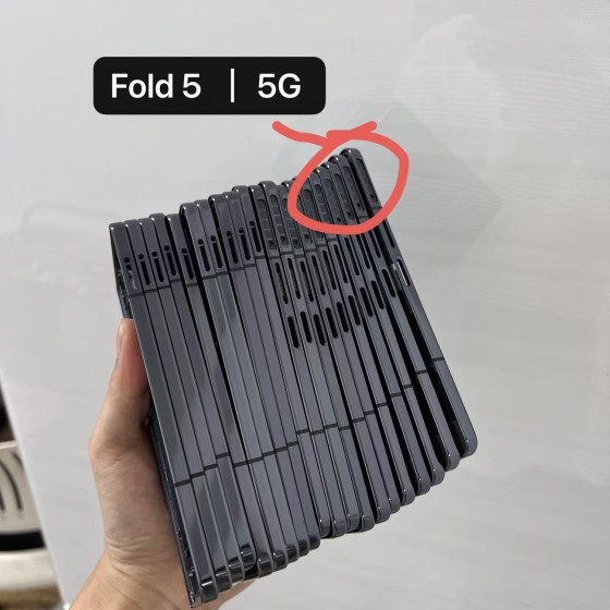 三星fold5中框